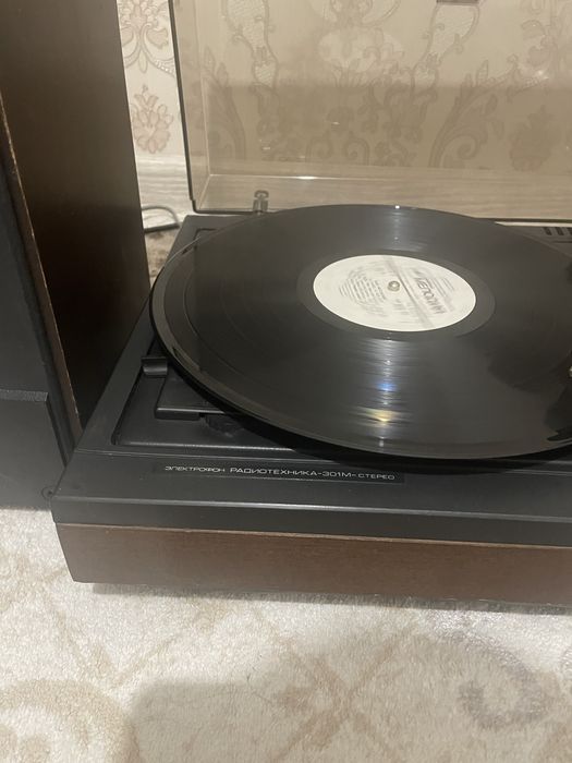 Продам проигрователь как новый