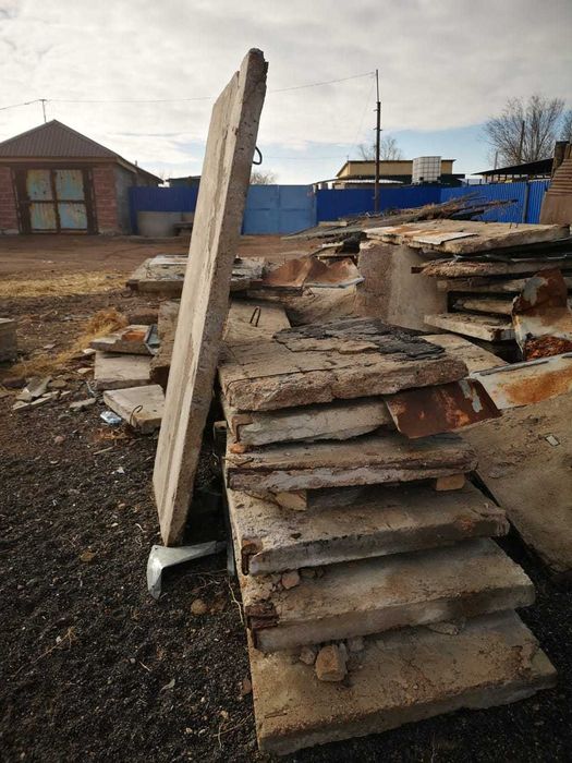 Продается ригель, плиты