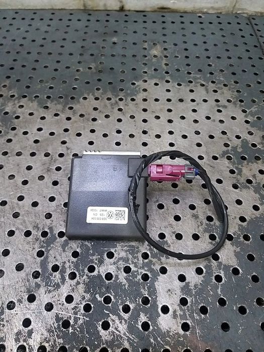 Amplificator antena vw t cross c11 d31 3g9035534