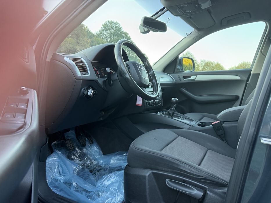 Audi Q5 quatro diesel 2.0  cutie manuala
