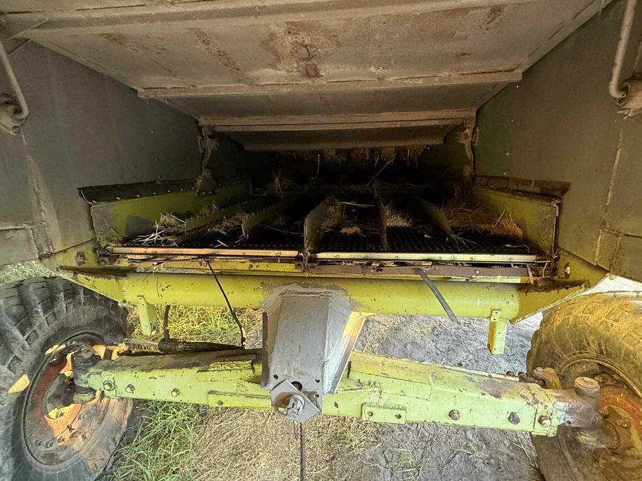 Продавам комбайна class dominator 106