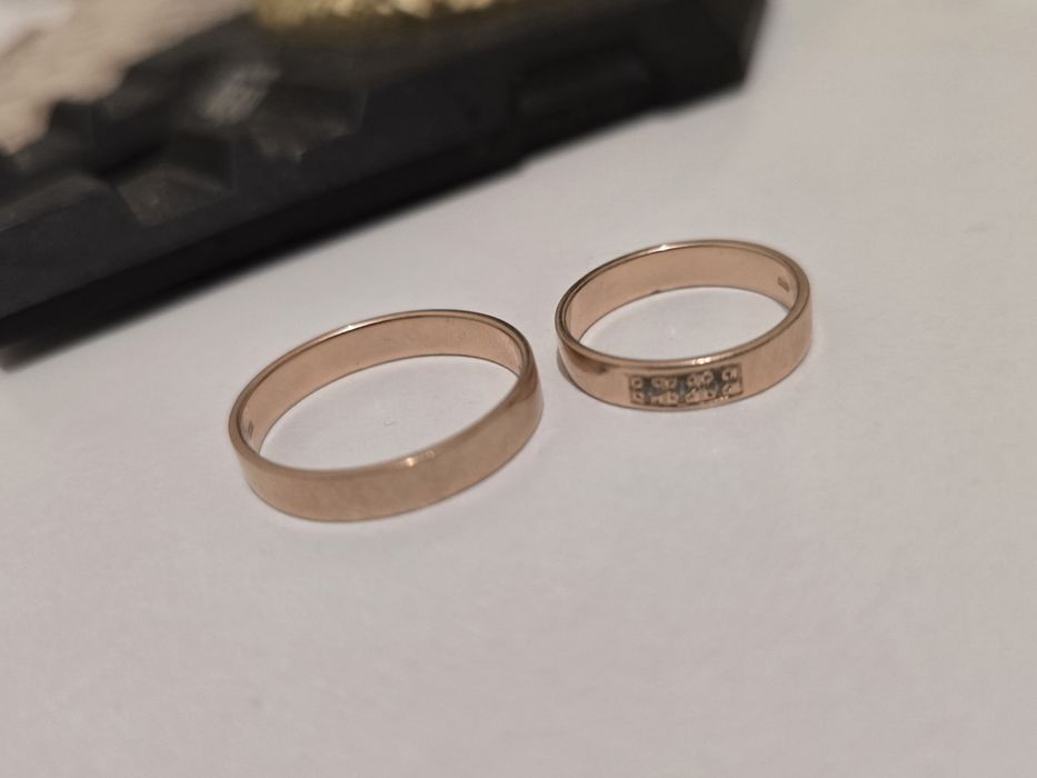 Золотые обручальные кольца