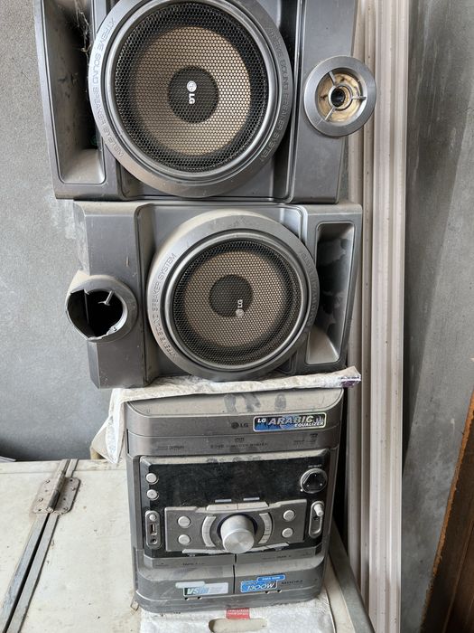 Eski muzikalniy sentr remon qliw kere nu kalonkalari iwlidi