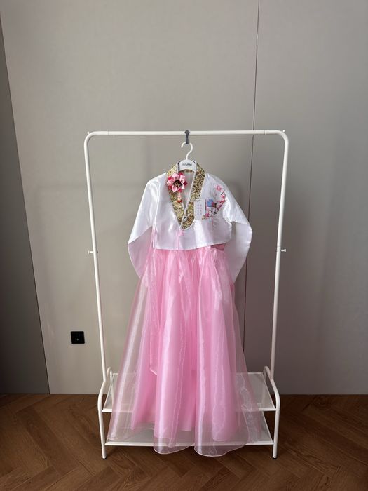 Прокат корейских платьев