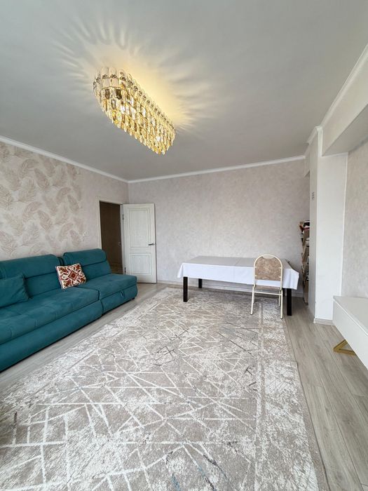 Продается 3 комн квартира