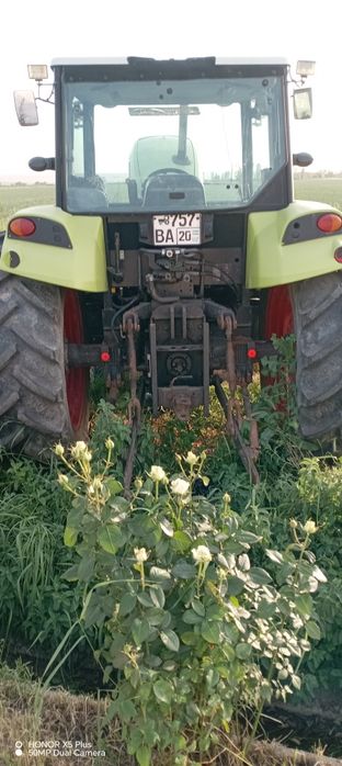 claas axos 340 sotiladi