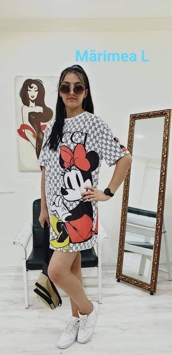 Tricouri damă lungi