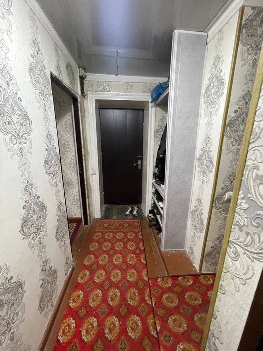 3 xonali dom 2 etajli 2 etajida joylashgan bonusga garaj 1 sotuv