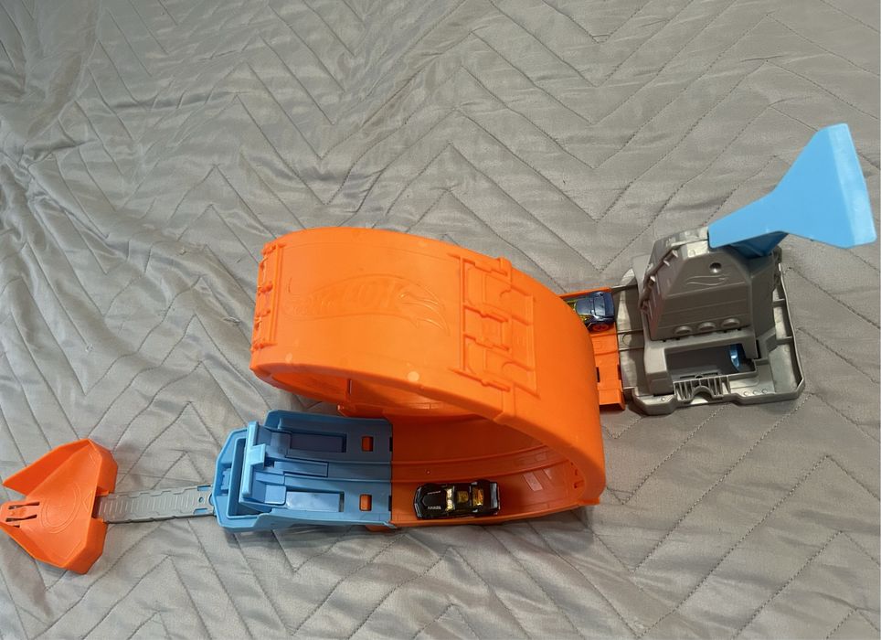 Оригинал Hot Wheels трек