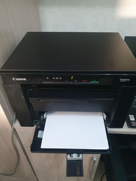 Продам принтер в идеальном состояний.