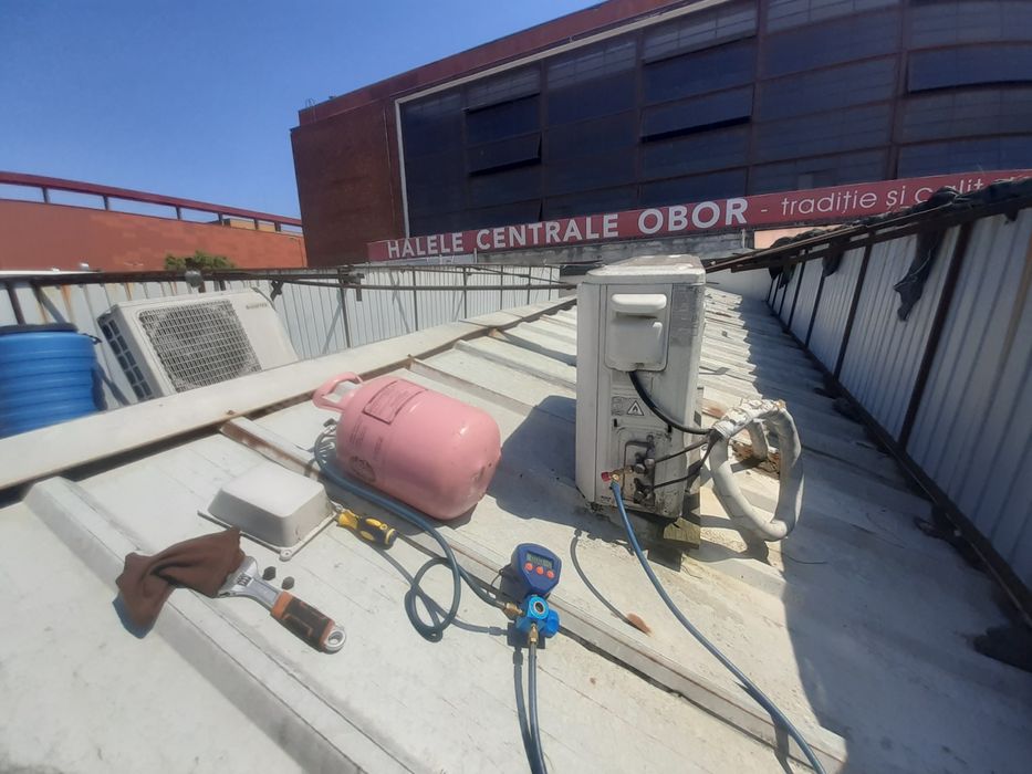 Revizie aer condiționat curățare încărcare freon