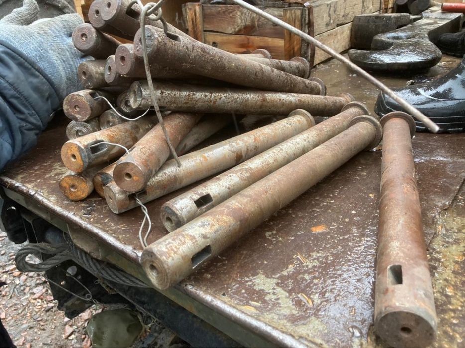 Железнодорожные запчасти.