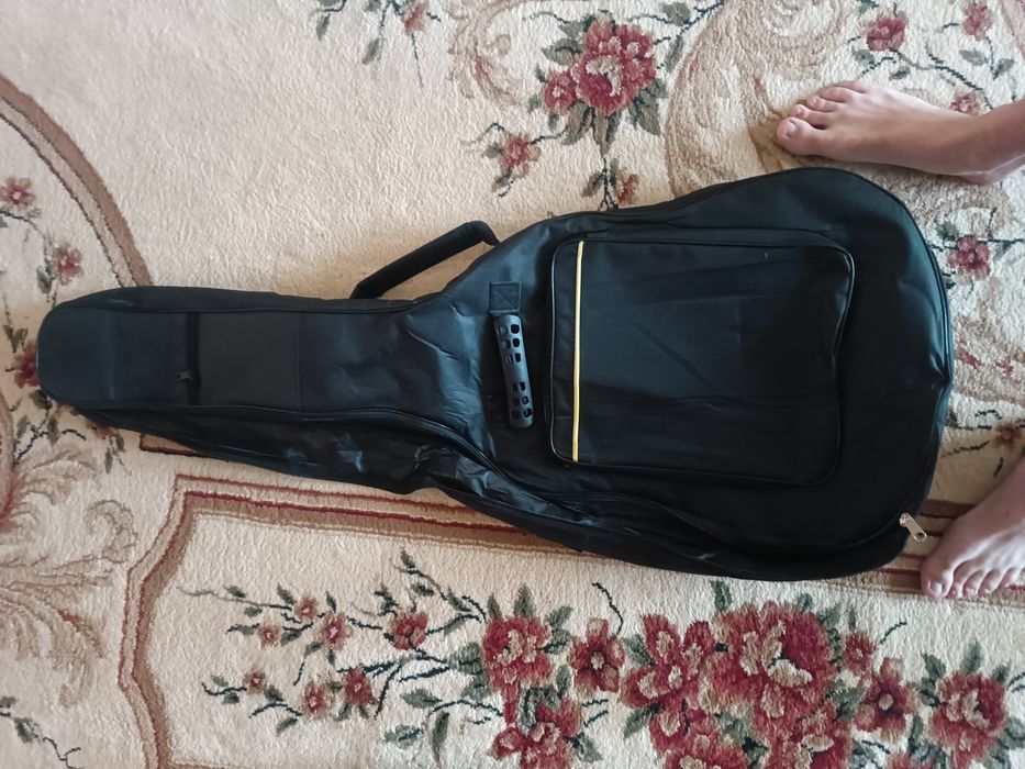 Гитара акустическая