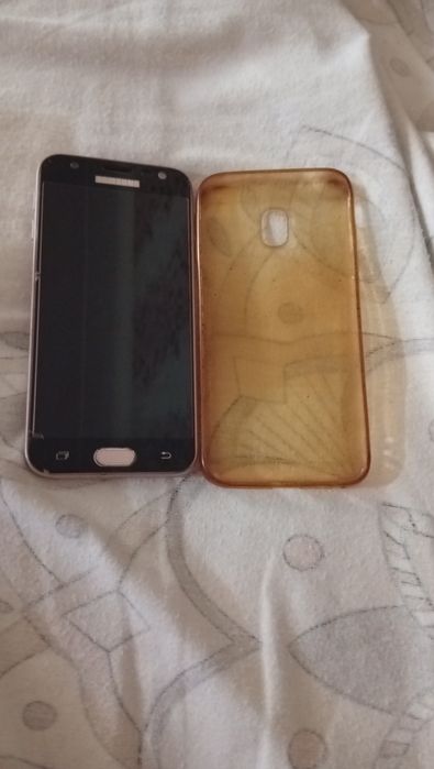 Продаю телефон Galaxy J3 Samsung