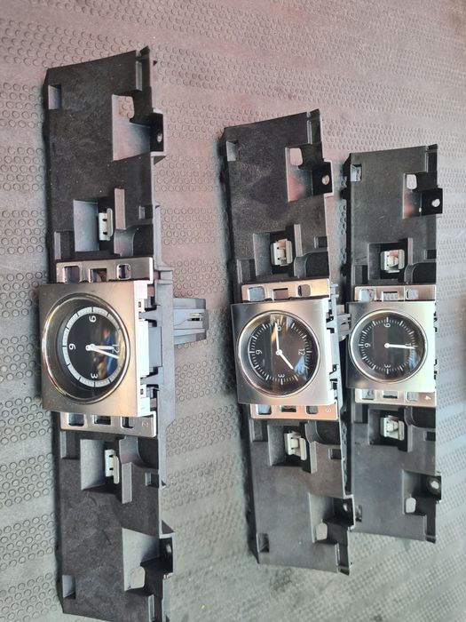 Ceas analogic cu suport Passat B7 CC