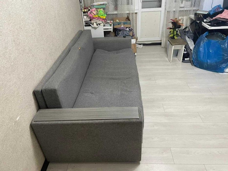 Продам диван б-у