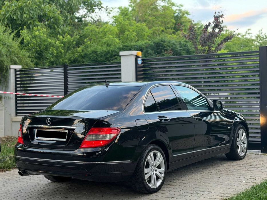 Mercedes-Benz C-Class 2008 2.2 CDI • 177 CP • Automat •