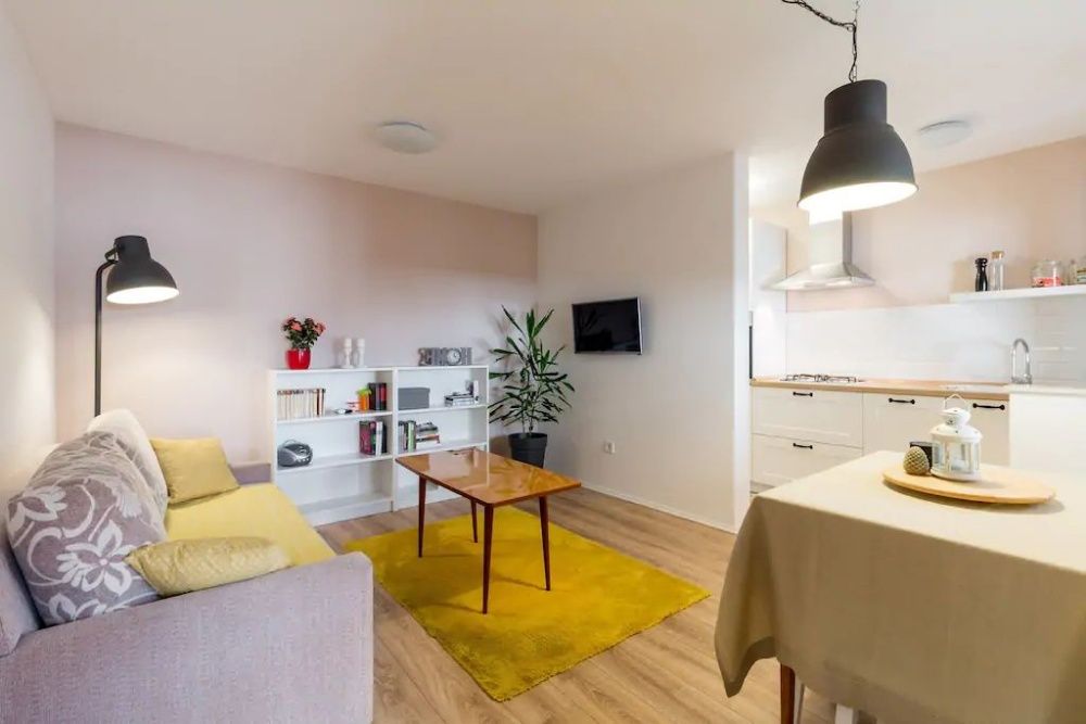 2-х комнатная квартира рядом с ТРЦ МЕГА