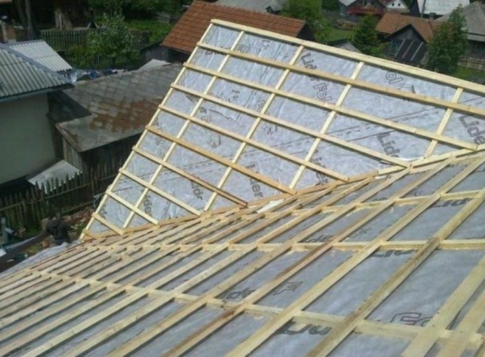 Reparatii acoperișuri, Dulgherie, Tinichigerie, Mansarde, Terase,Foisoare