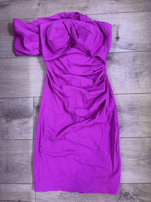 Цикламена рокля - OLISHA