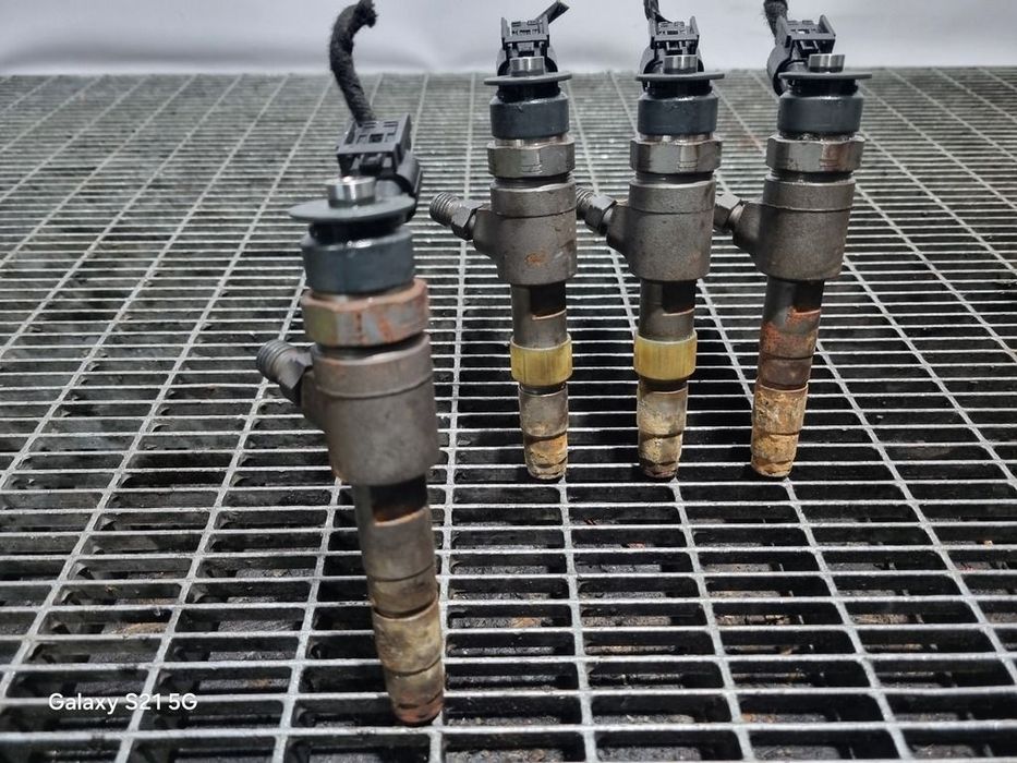 Injector Ford EcoSport II 1.5 TDCI 2013 - 2017 90CP UGJE Euro5 (1433) Diesel 0445110489