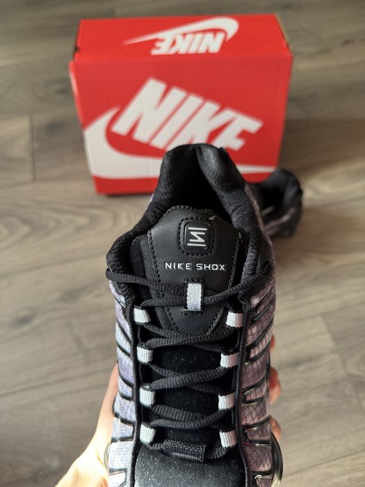 Nike Shox