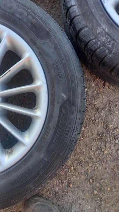 Шины с дисками..