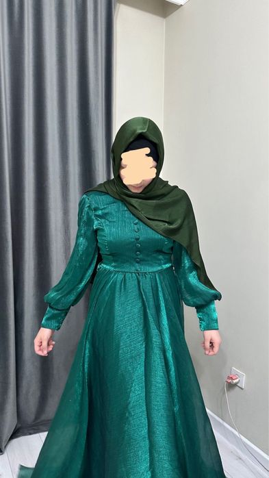 Продам вечерний платье