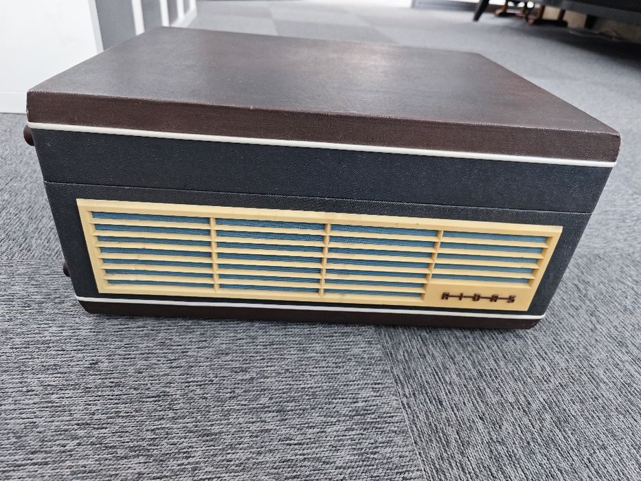 Катушечный магнитофон Рига 5