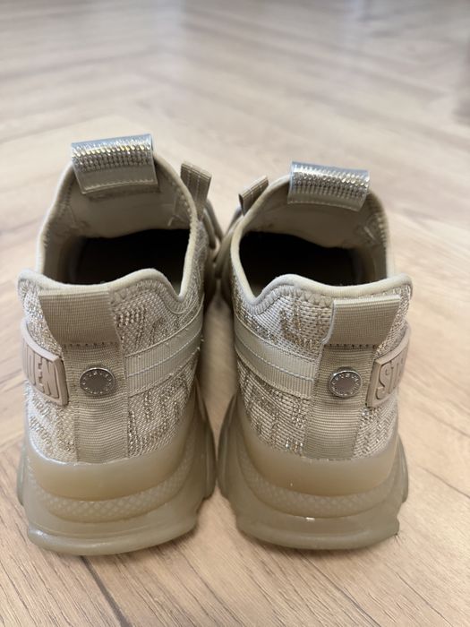 Sneaker Steve Madden Maxout