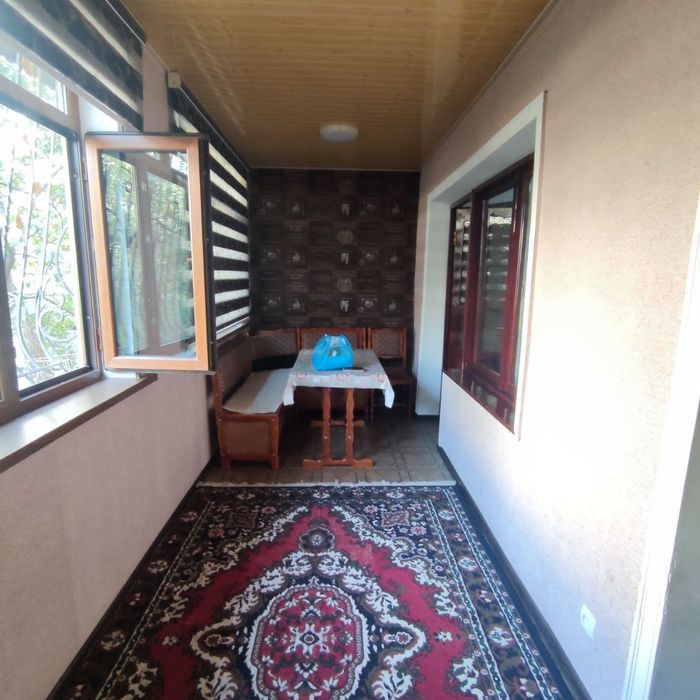 Продам 3 ком Юнусабад 2 квартал Кирпич