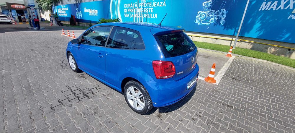 VOLKSWAGEN Polo 2012 — imagine 3
