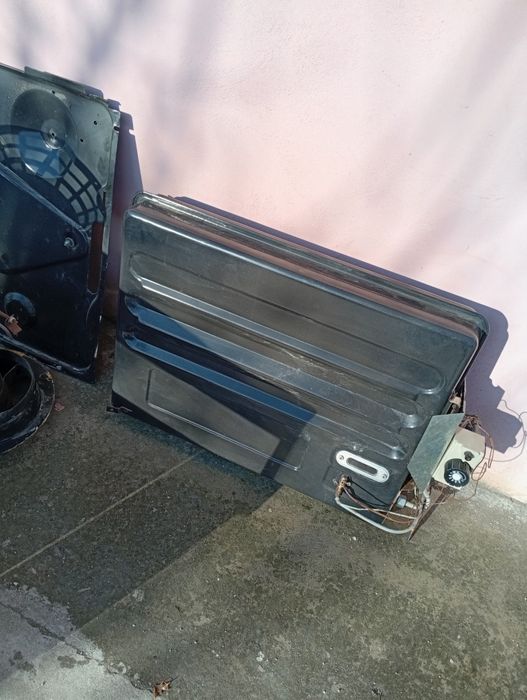 Convector pe gaz metan ,