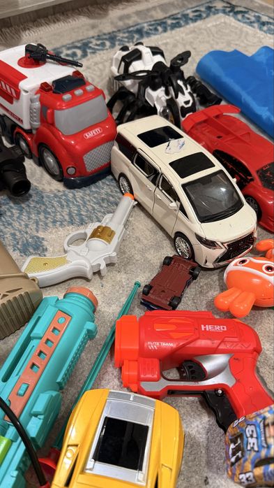 Продам игрушки все 5000
