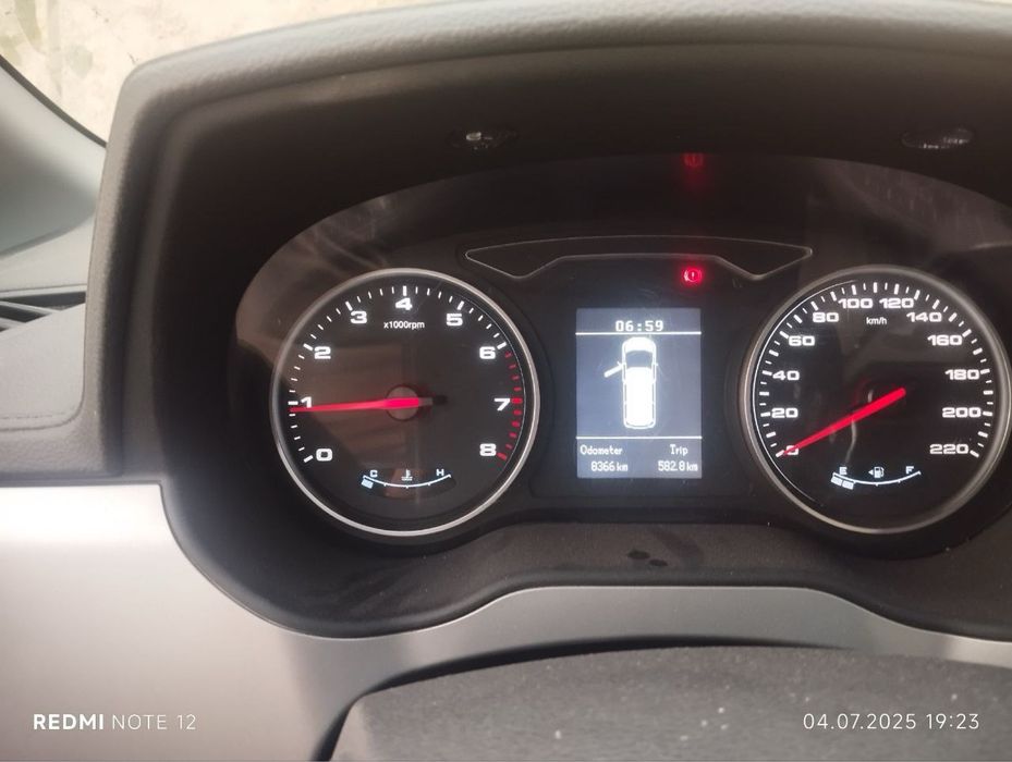 JAK M4 11 o’rindiqli sotiladi Toza metan 25yil