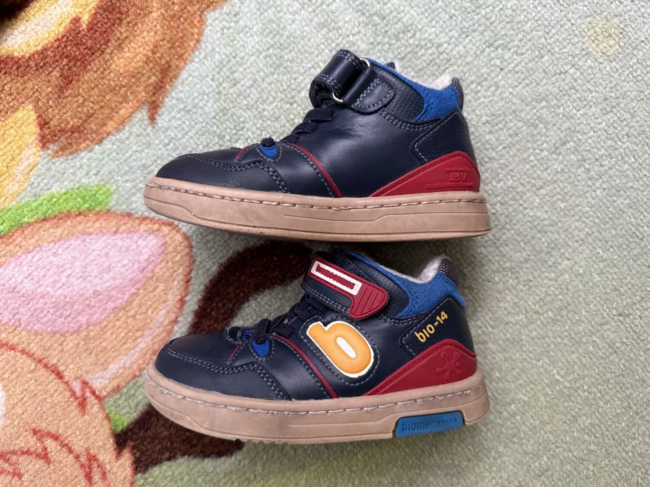 Biomecanics кожени маратонки 24 номер