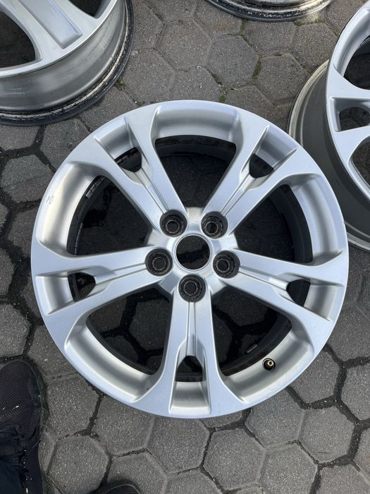 Оригинални джанти 5.114.3.18 за Мицубиши