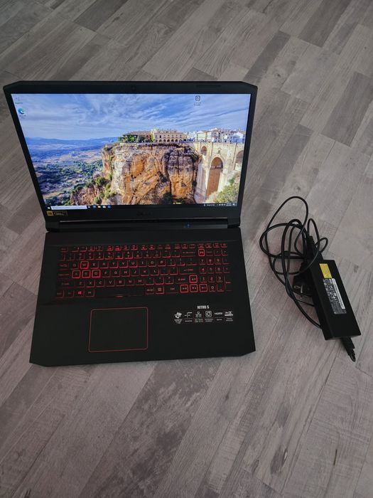 Laptop gaming Acer nitro 5 17.3"