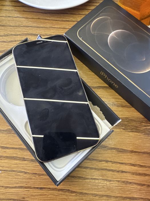 Айфон 12 про подажа