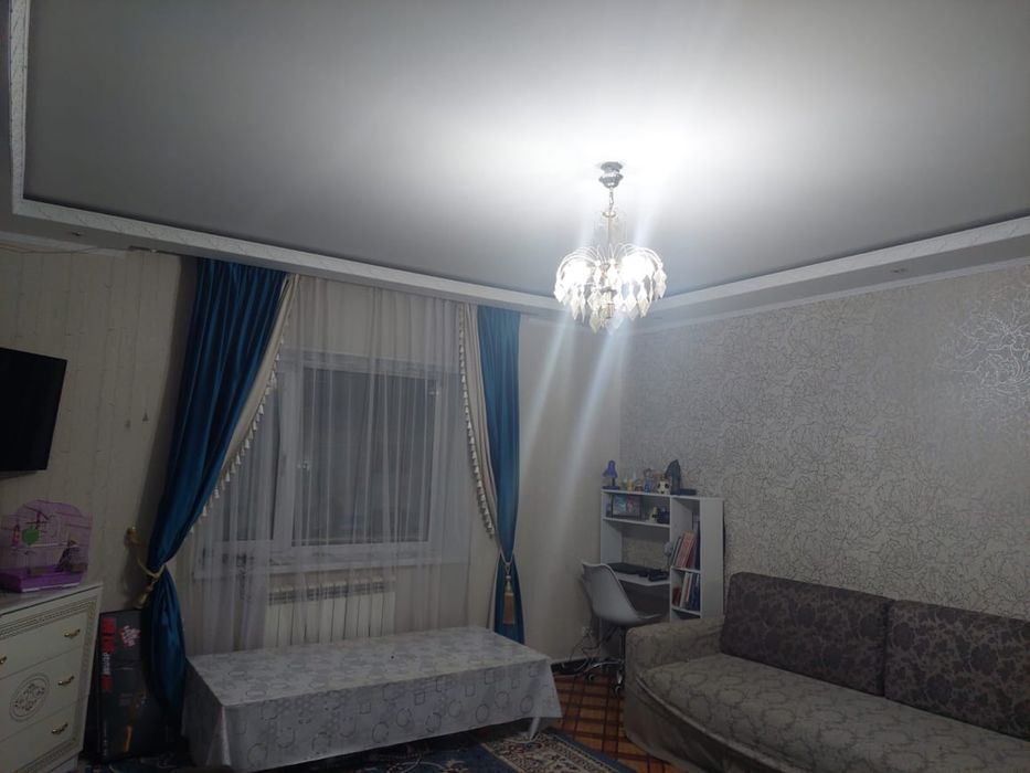 Дом с магазином