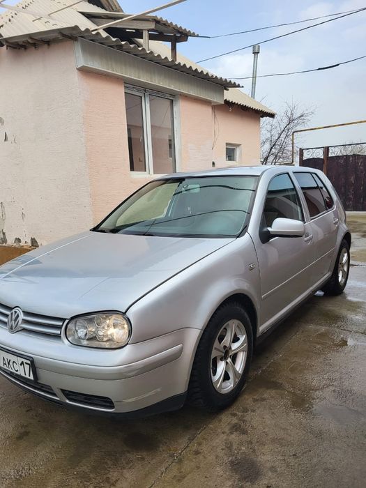 Volkswagen Golf 4