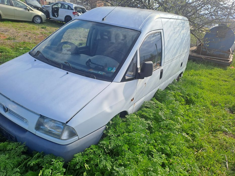 Фиат Скудо 1.9д на части