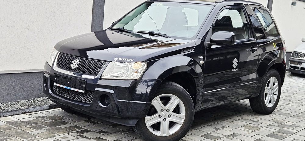 Suzuki Grand Vitara 1.9 Diesel 4x4 *Fara rugina!*