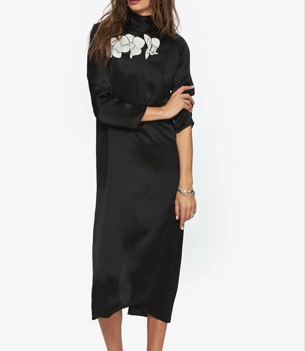 Rochie din matase neagra