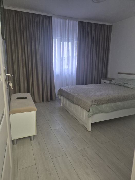 Apartament 2 camere de închiriat