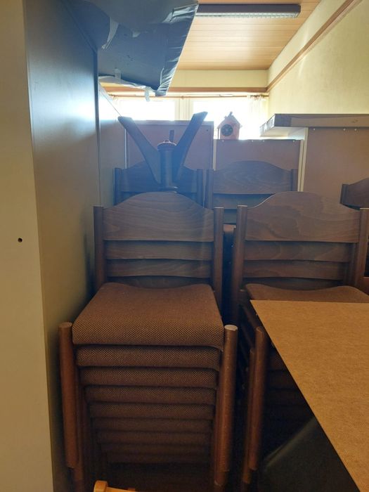 Scaune 54 bucăți în stare buna