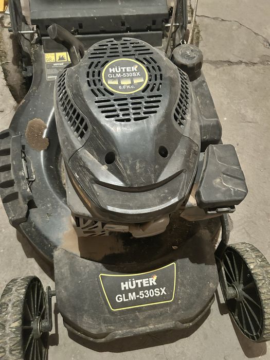Газонокосилка бензиновая Huter