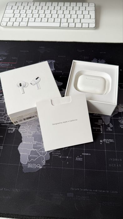 Apple Airpods Pro gen 1 cu cutie