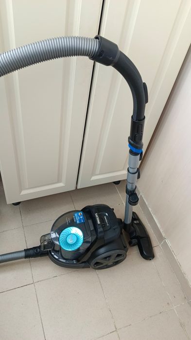 Пылесос Philips 1900w