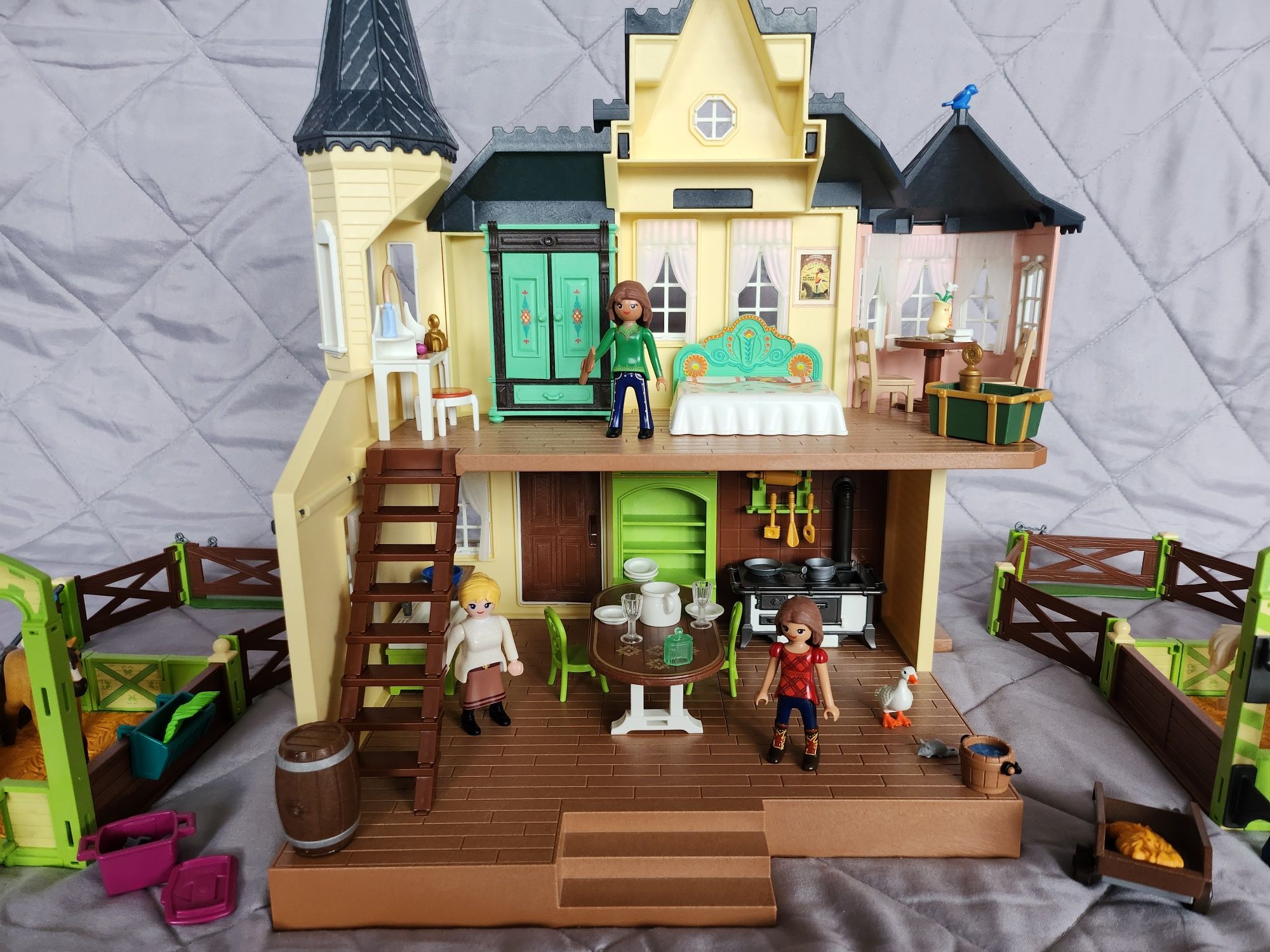 Playmobil spirit casa hot sale